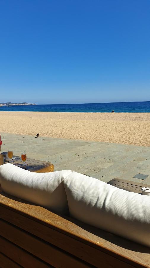 Les Vagues Au Balcon Διαμέρισμα Empuriabrava Εξωτερικό φωτογραφία